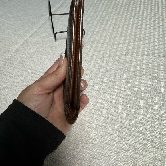 Louis Vuitton wallet - Picture 7 of 8